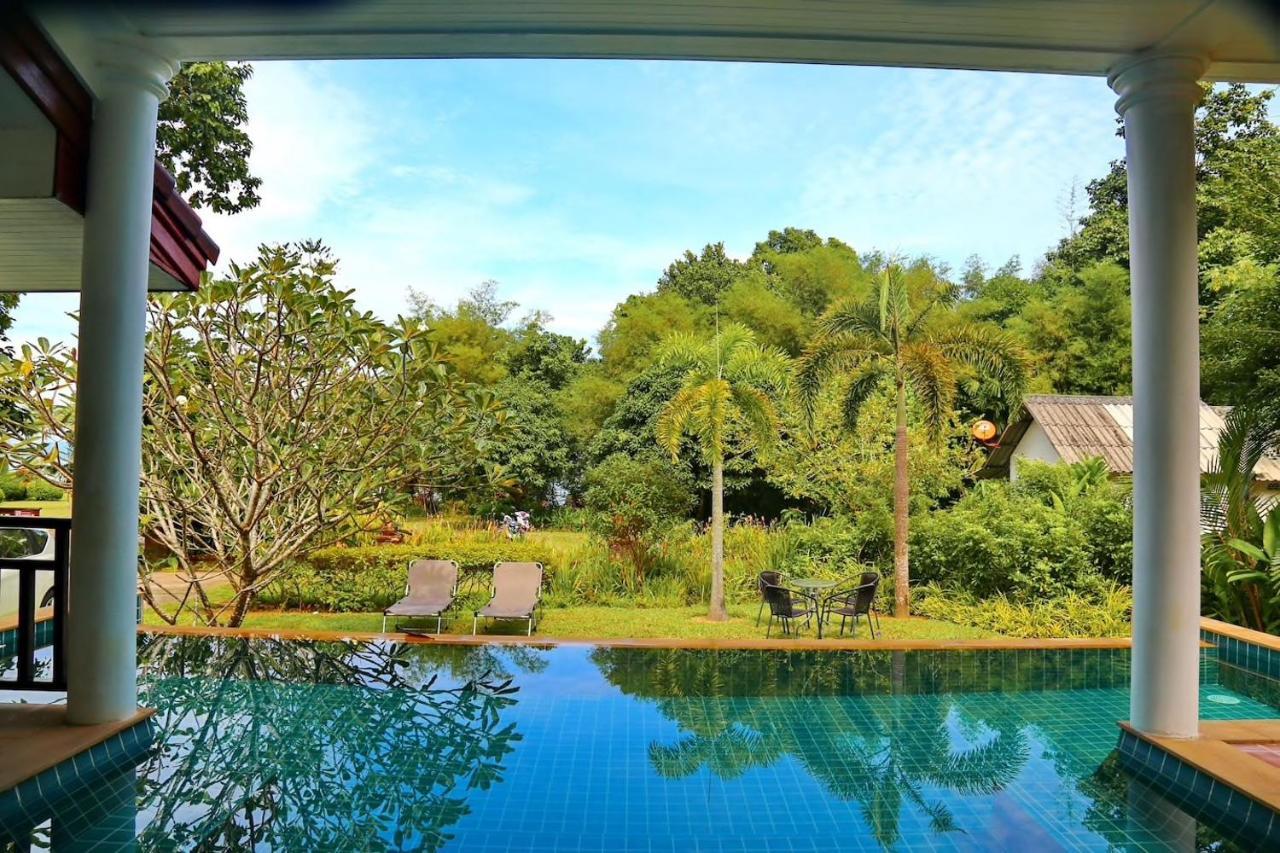 6 Bedroom Seaview Villa With Pool Ко Чанг Екстериор снимка